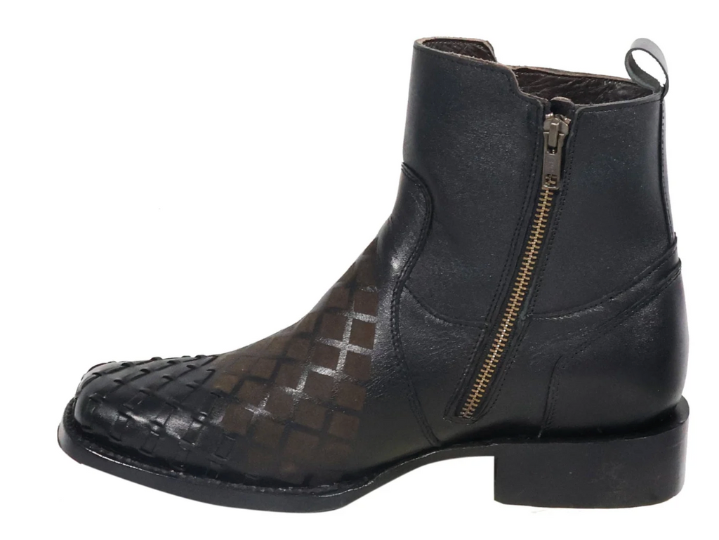 JERRY - Wide Square Toe Short