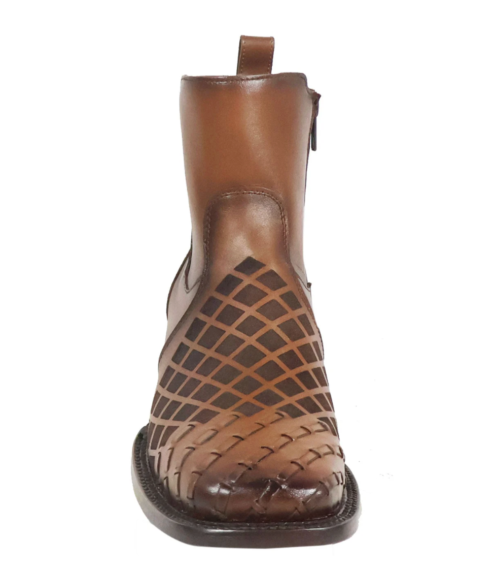 JERRY - Wide Square Toe Short