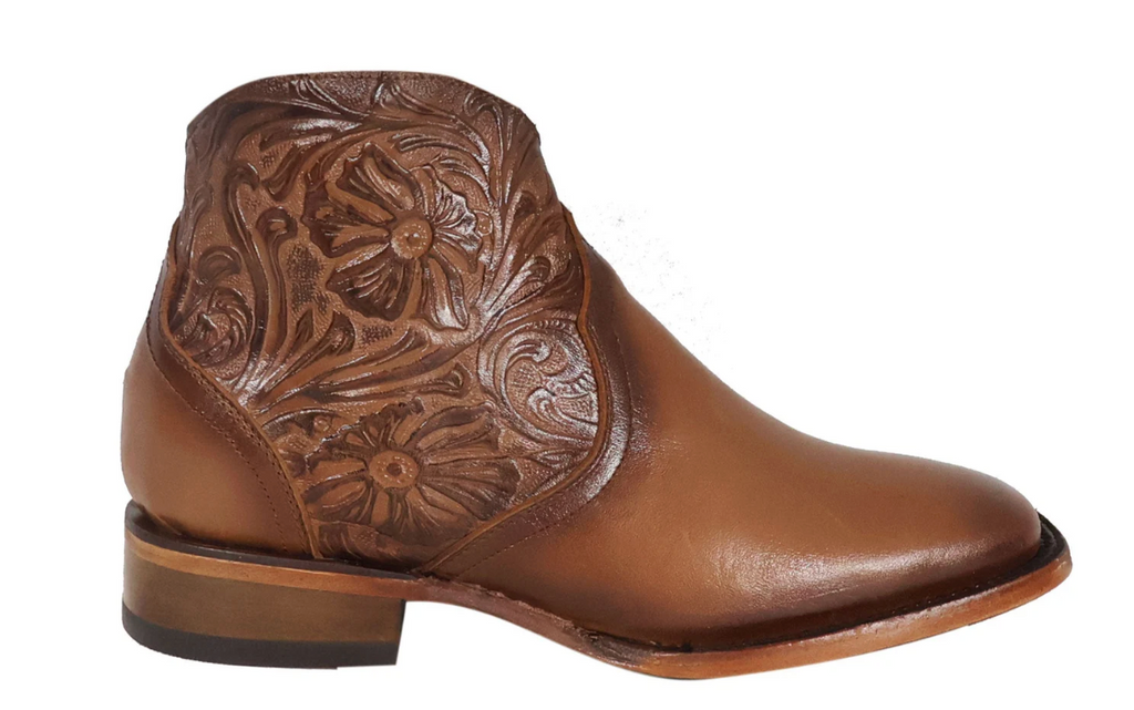 NELLY - Wide Square Toe Short