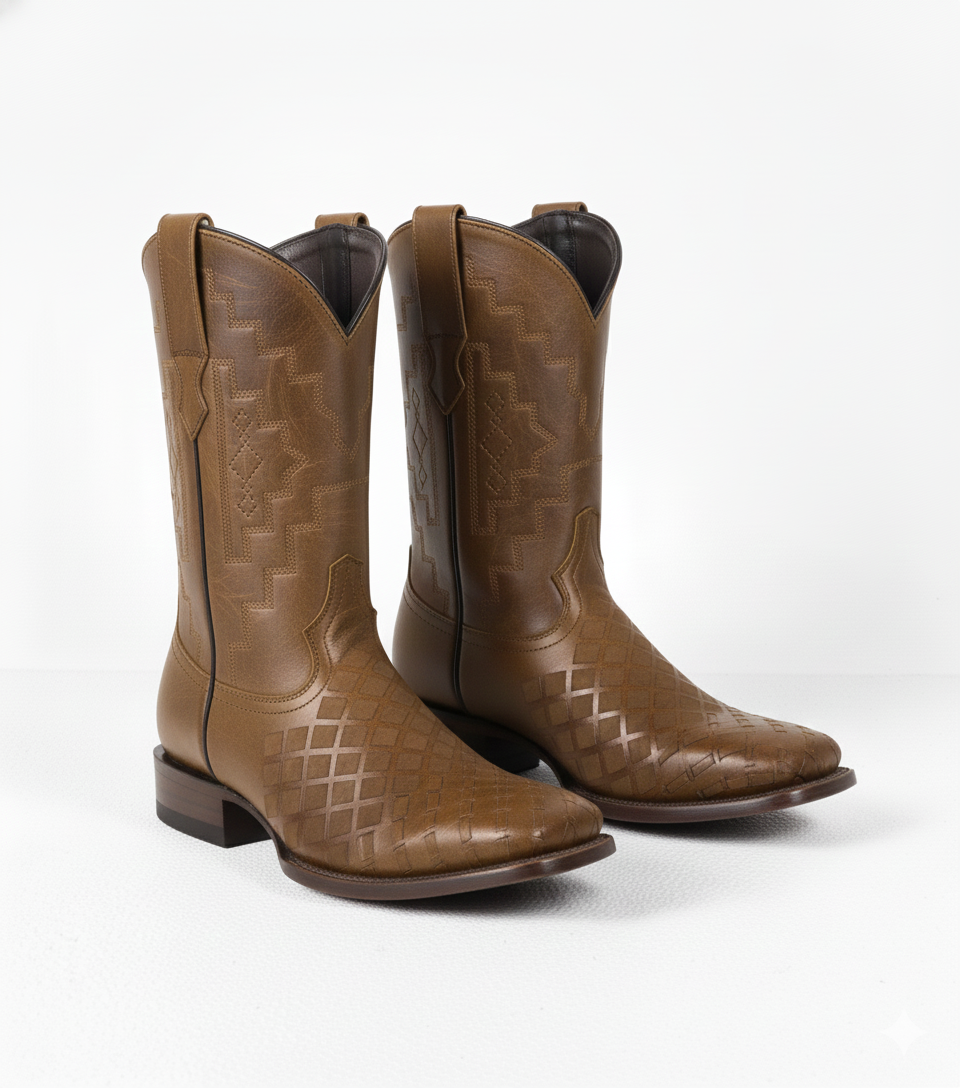 FINN - Wide Square Toe