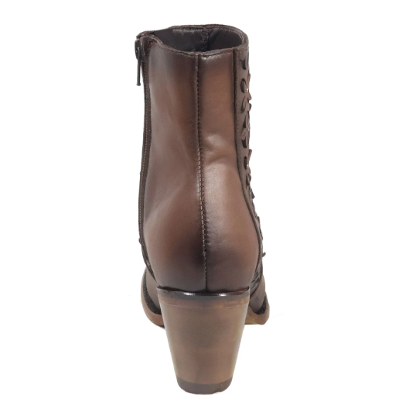 RESSE - Round Toe Short