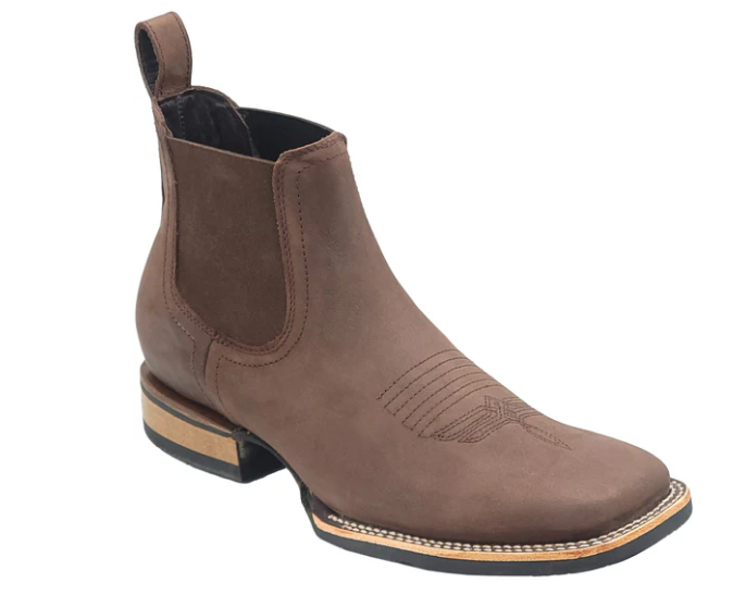 KINGSTON HORSE - Wide Square Toe Short